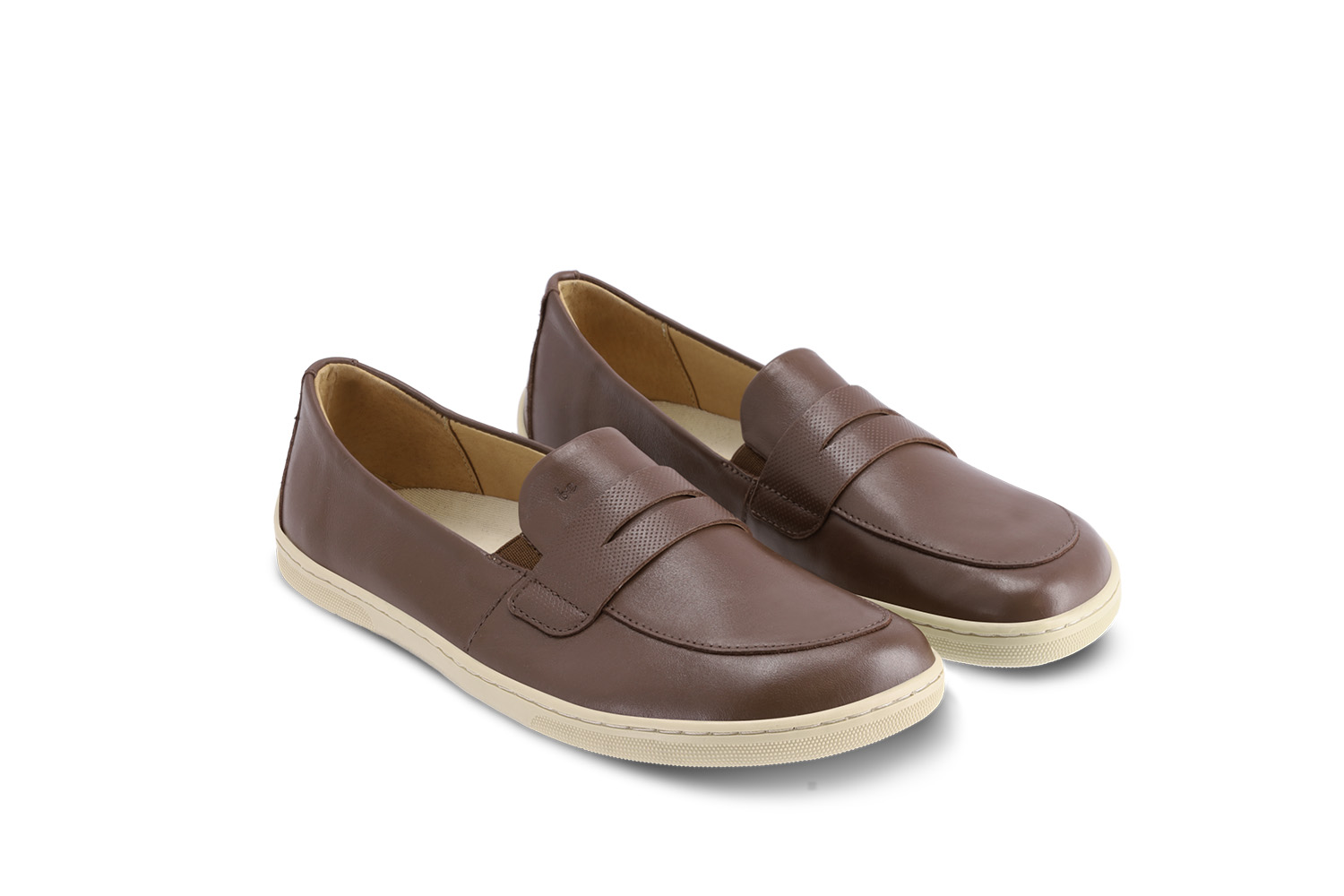 Barefoot mokasyny Be Lenka Buena - Dark Brown & Beige.
  minimalistyczny barefoot design  proste zakładanie bez sznurowania z gumą na języku  łatwo łączyć z różnymi stylami ubioru - eleganckim, sportowym i swobodnym  szyta podeszwa EverydayComfort zapewniająca dłuższą żywotność buta  komfort podczas całodziennego noszenia  delikatne wytłoczone logo Be Lenka na języku buta
Zalety butów barefoot:
 ultraelastyczna podeszwa zero drop: pięta i palce w jednej płaszczyźnie dla prawidłowej postawy obszerna końcówka dla palców lekkie obuwie 
Rodzaj obuwia: buty wyjściowe