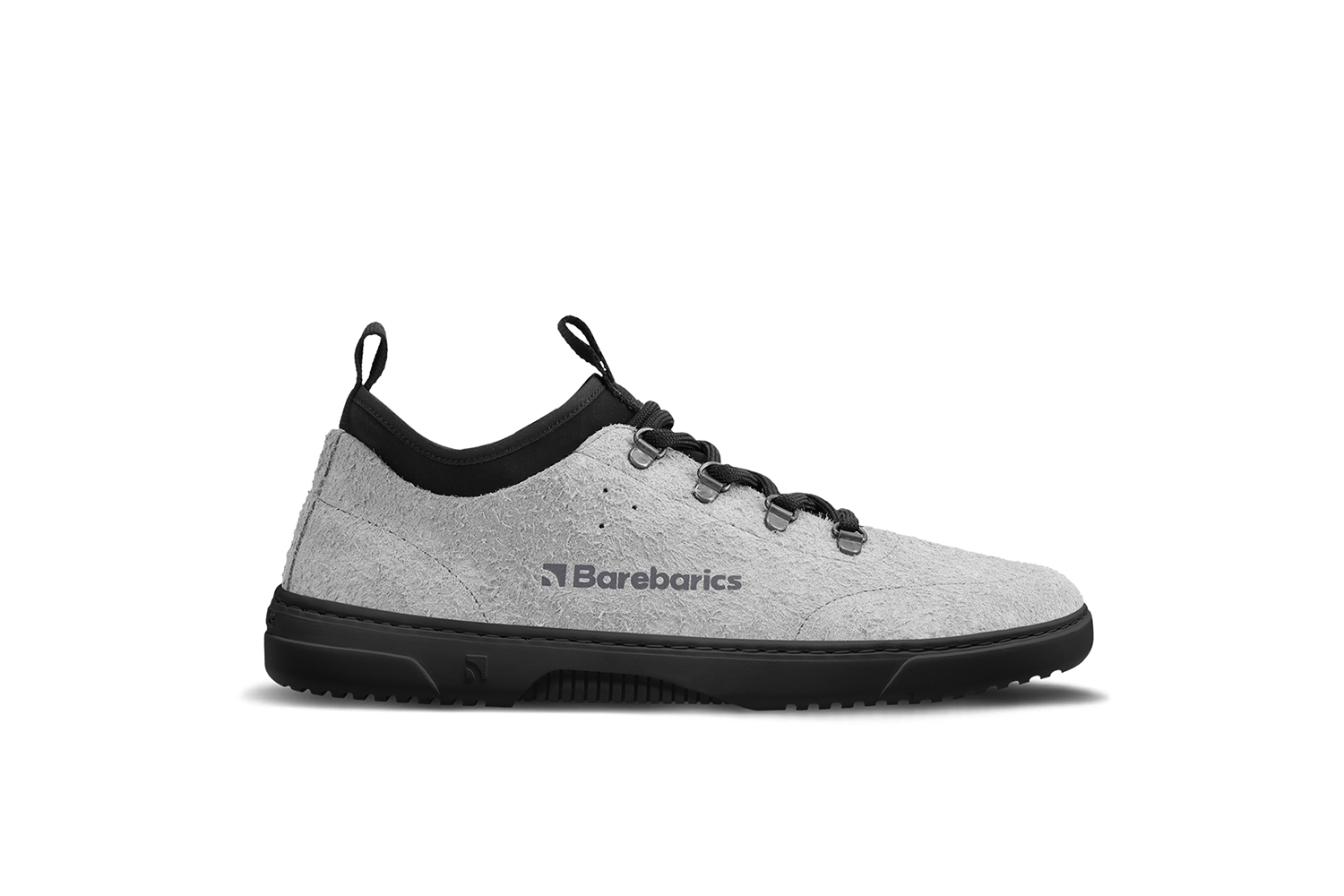 Barefoot Sneakers Barebarics Bronx - Grey.
Sneakersy Barebarics są produkowane przy użyciu procesów minimalizujących wpływ na środowisko.
  Cholewka wykonana jest ze skóry i materiału tekstylnego  Podszewka wykonana z lycry i mikrofibry  Podeszwa wykonana jest z miękkiej syntetycznej gumy o wysokiej odporności na ścieranie.



Atrybuty barefoot
    Anatomiczny kształt - tenisówka respektuje kształt stopy.

Więcej informacji
buty wyjściowenowoczesny miejski designzaprojektowane i wykonane ręcznie w Unii Europejskiej, z lokalnych zrównoważonych materiałówdoskonała trwałość koloru materiałówdostępne w rozmiarze: 36 - 47 (wg wymiaru europejskiego)